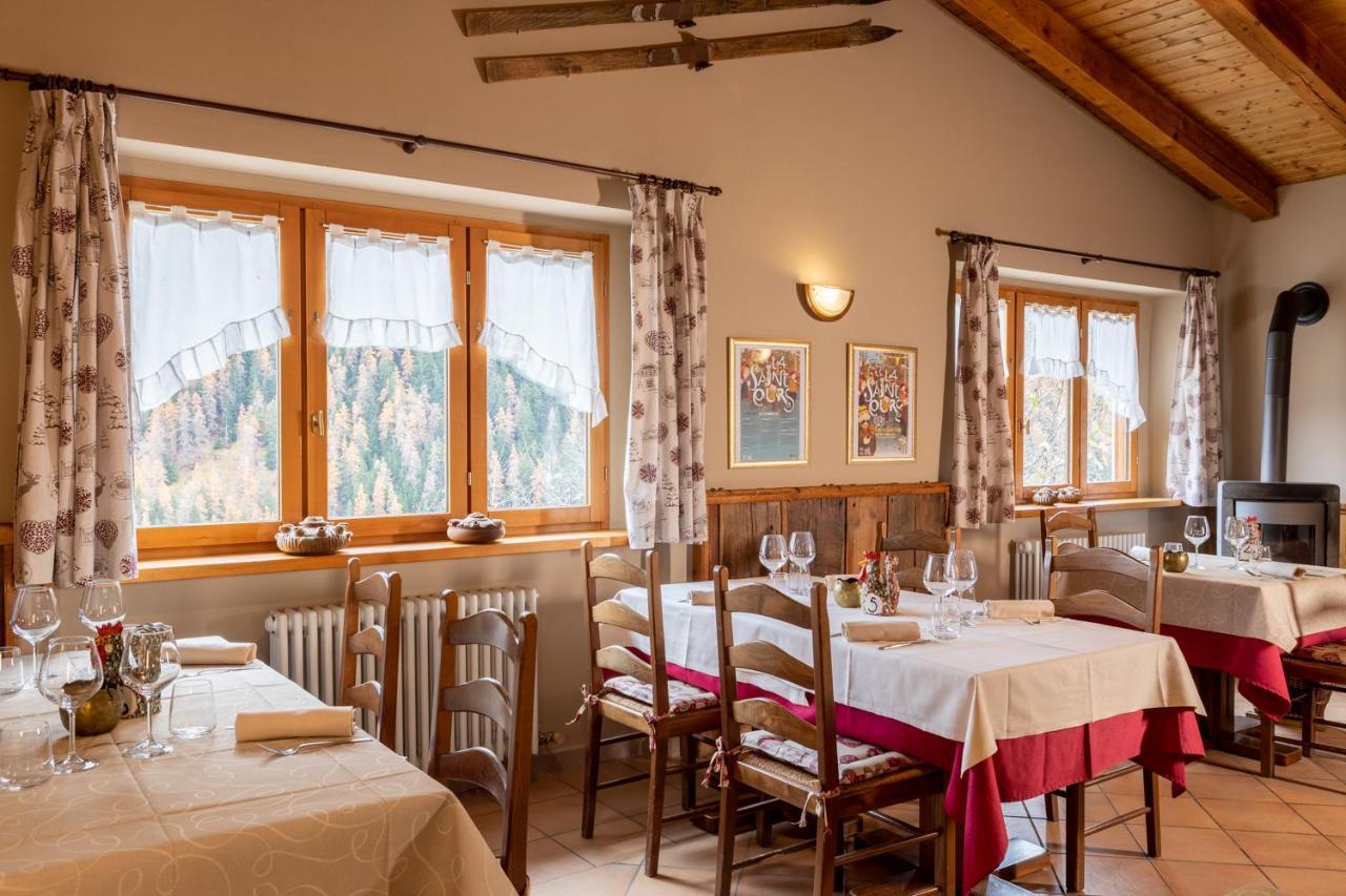 Mont Velan Chambres & Restaurant Saint-Oyen Zewnętrze zdjęcie