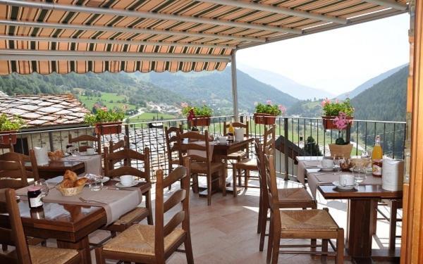 Mont Velan Chambres & Restaurant Saint-Oyen Zewnętrze zdjęcie