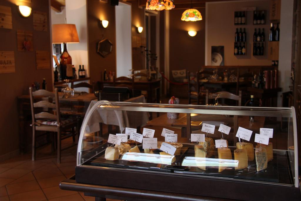 Mont Velan Chambres & Restaurant Saint-Oyen Zewnętrze zdjęcie