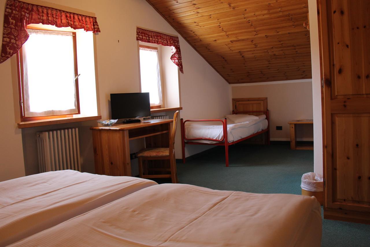 Mont Velan Chambres & Restaurant Saint-Oyen Zewnętrze zdjęcie